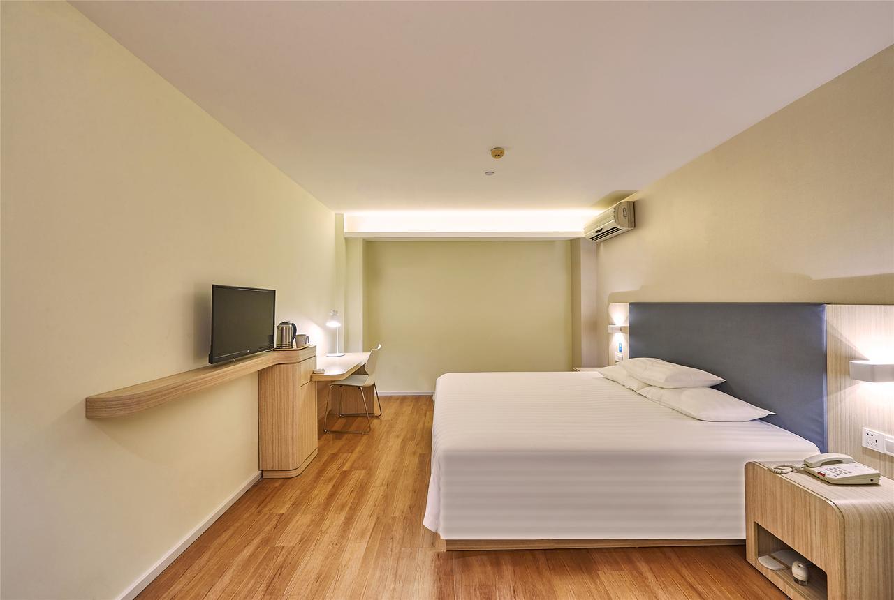 Hanting Hotel Qingdao Zhanqiao Railway Station Zewnętrze zdjęcie