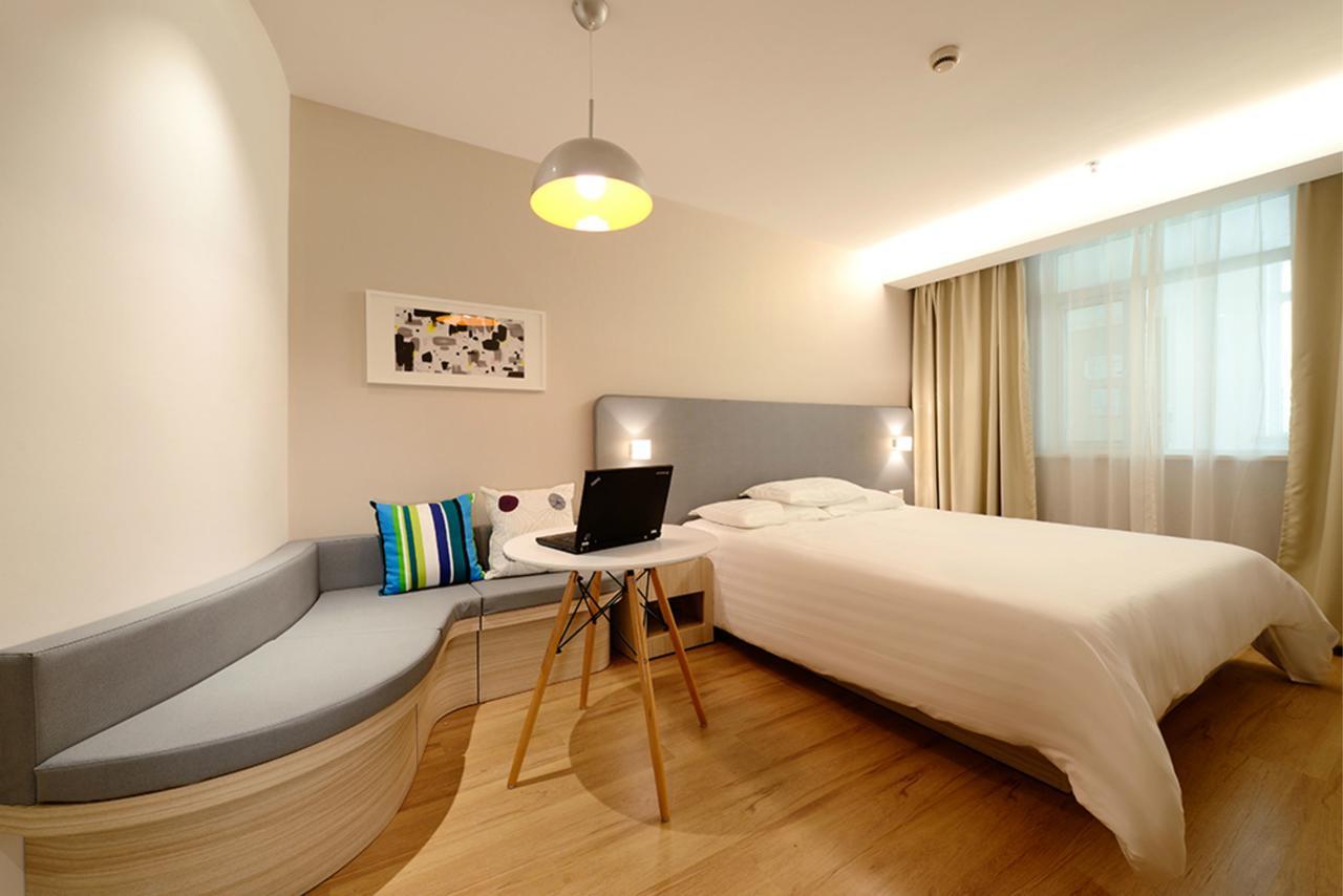 Hanting Hotel Qingdao Zhanqiao Railway Station Zewnętrze zdjęcie